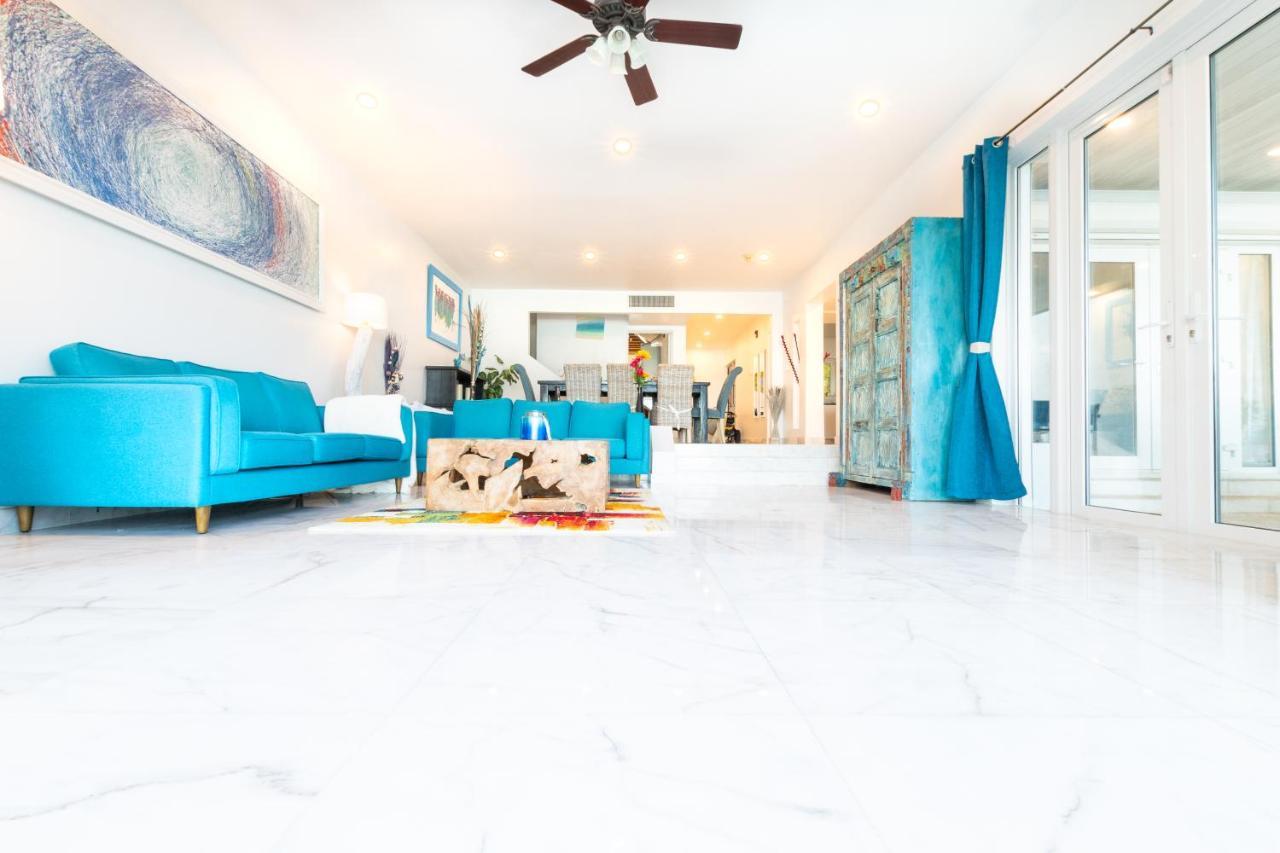Caprice 9 - Oceanfront - Gated Community With Pool *