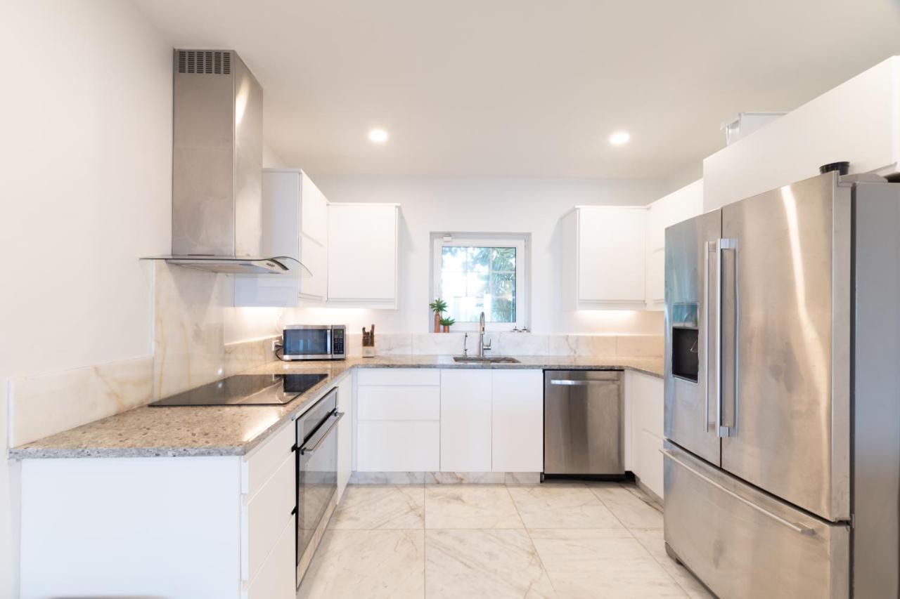 Caprice 9 - Oceanfront - Gated Community With Pool *